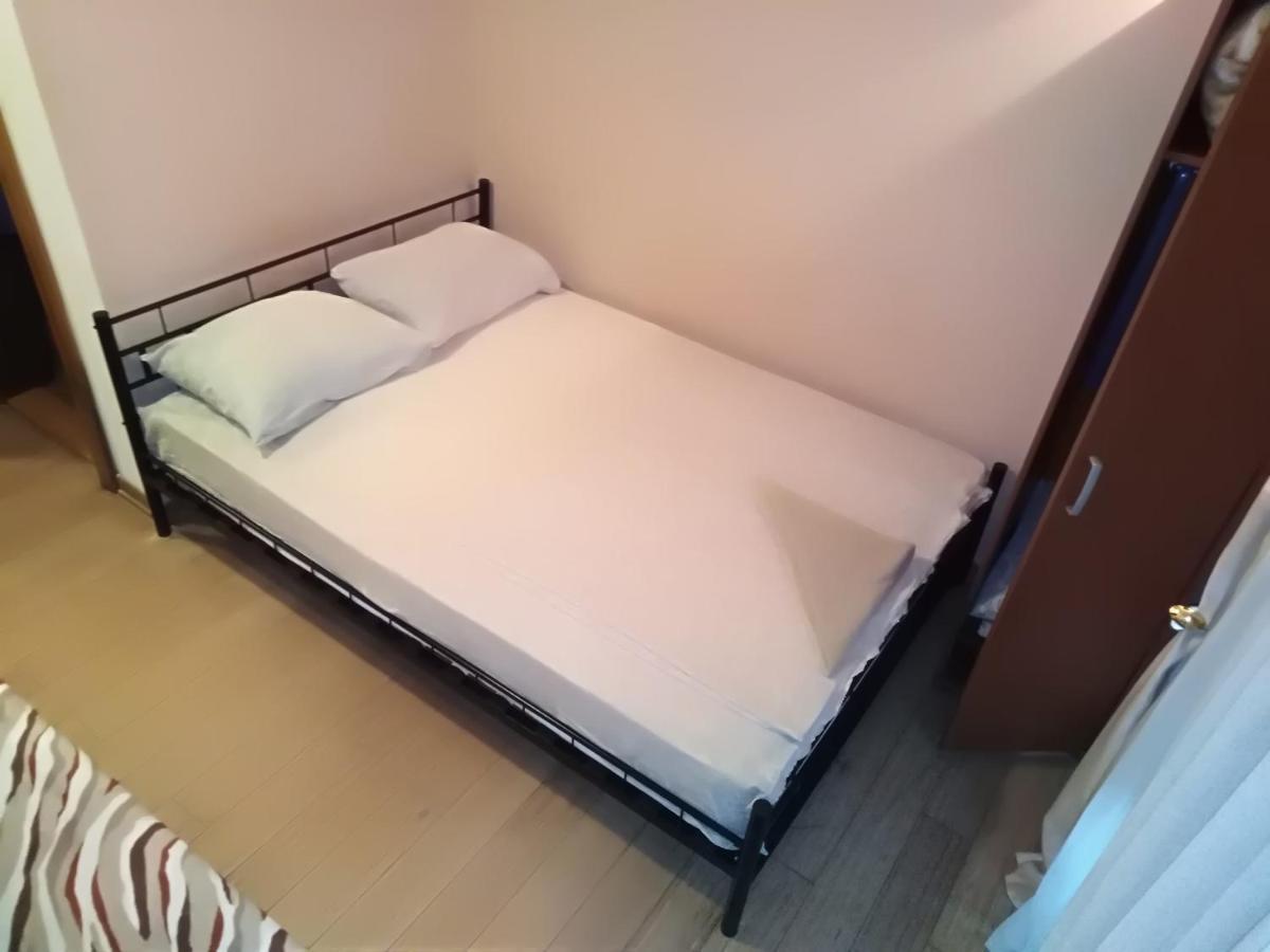 Apartman 1 Apartman Vrnjačka Banja Kültér fotó